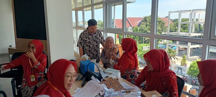 Jemaah Calon Haji Bulukumba Mulai Divaksin Meningitis, Kadiskes: Wajib!