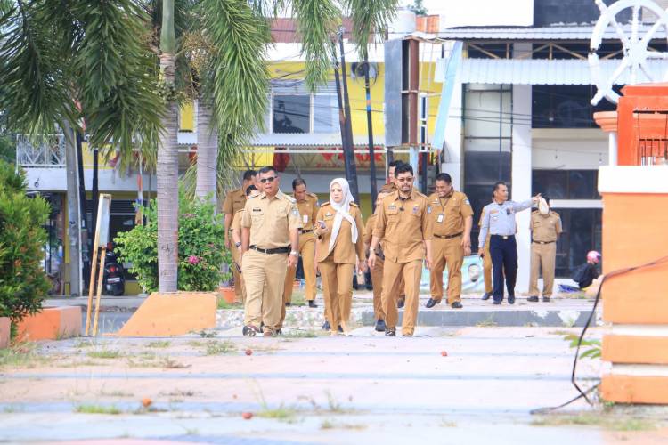 Curah Hujan Tinggi, Bupati Andi Utta Minta Warga Gotong Royong Rawat Jalan