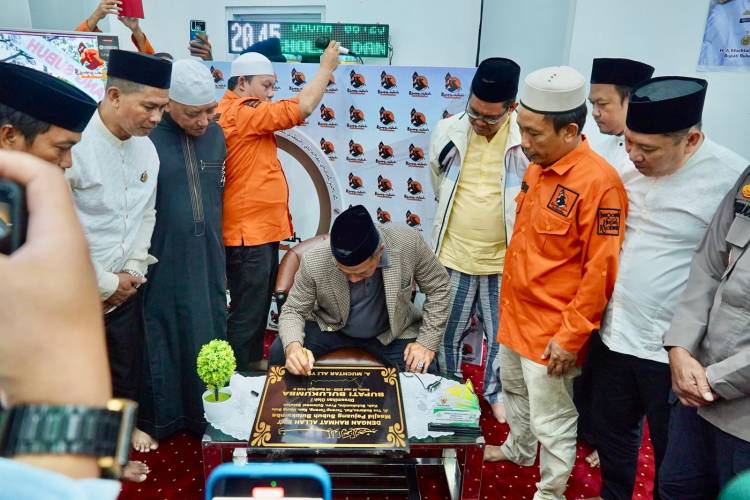 Dua Tahun Dikerja, Bupati Andi Utta Resmikan Masjid Pejuang Subuh
