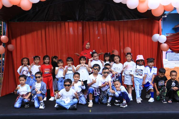 Pentas Seni TK Negeri Pembina Ujung Bulu, Meriah dan Penuh Haru