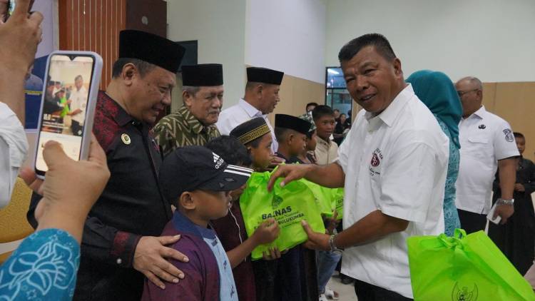 Diinisiasi TP-PKK Bulukumba, 535 Anak Disunat Massal