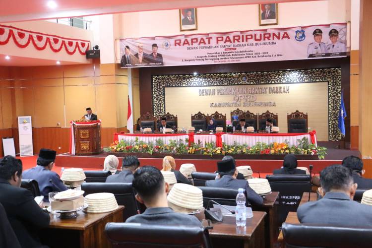 Bupati Andi Utta Serahkan Dua Ranperda ke DPRD Bulukumba