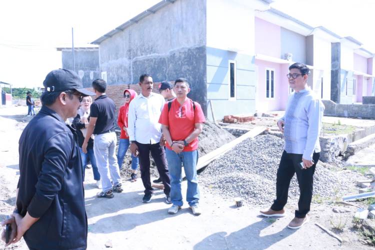 Wabup Edy Manaf Sidak Lokasi Perumahan dan Ruko di Ujung Bulu, Begini Hasilnya!