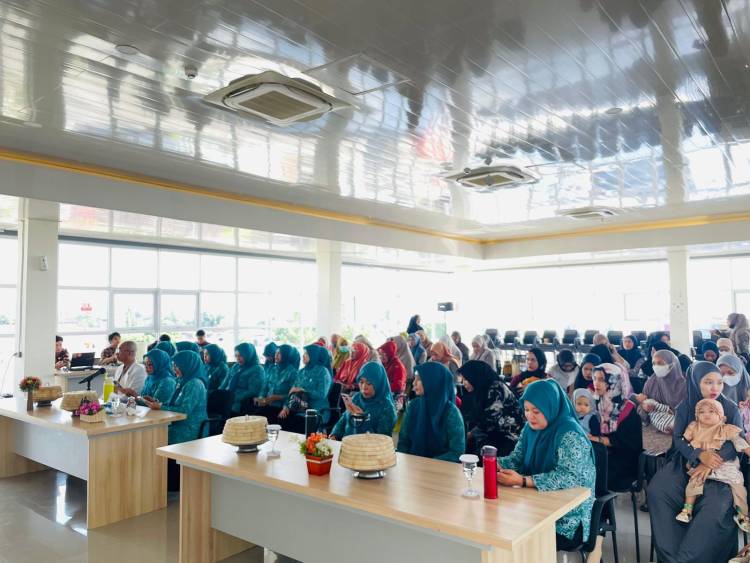 Dinkes-PKK Bulukumba Ikuti Launching Membaca Buku KIA Membangun Generasi Emas