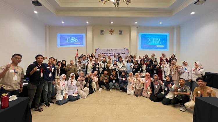 Pelajar hingga PNS di Bulukumba Dilatih Public Speaking