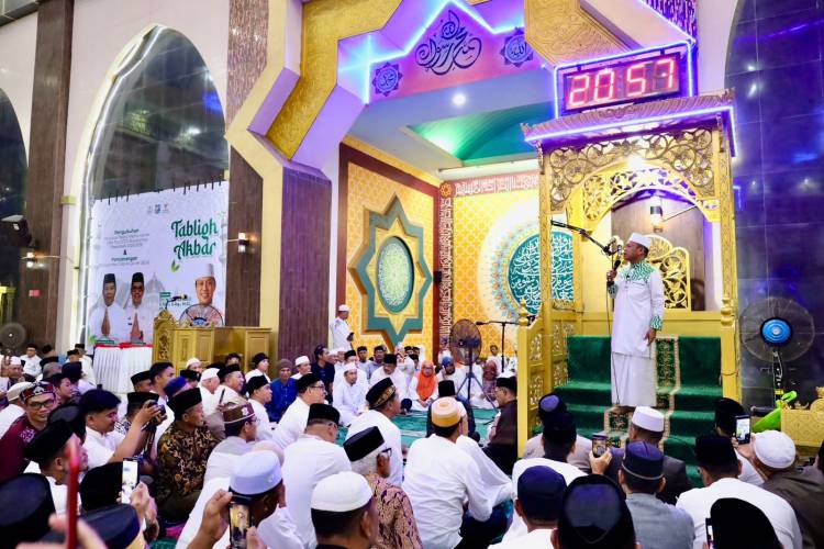 Tabligh Akbar di ICDT Bulukumba, Ustaz Das'ad Latif Akui Dipanggil Langsung Andi Utta