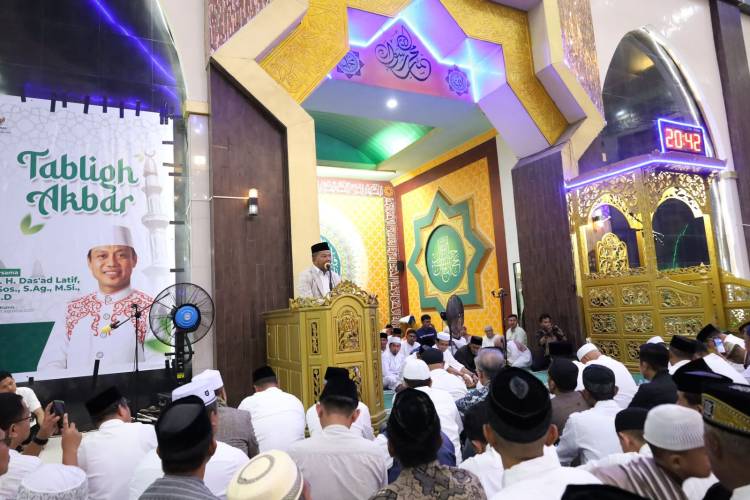 Tabligh Akbar di ICDT Bulukumba, Ustaz Das'ad Latif Akui Dipanggil Langsung Andi Utta