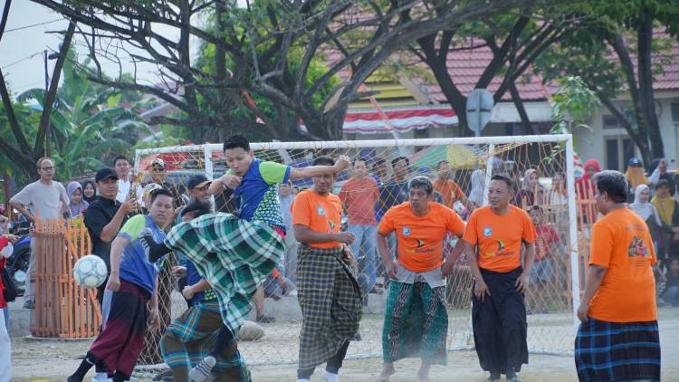 Serunya 'Paggolo Lipa' Pemkab Vs DPRD, Andi Utta Dikawal Ketat