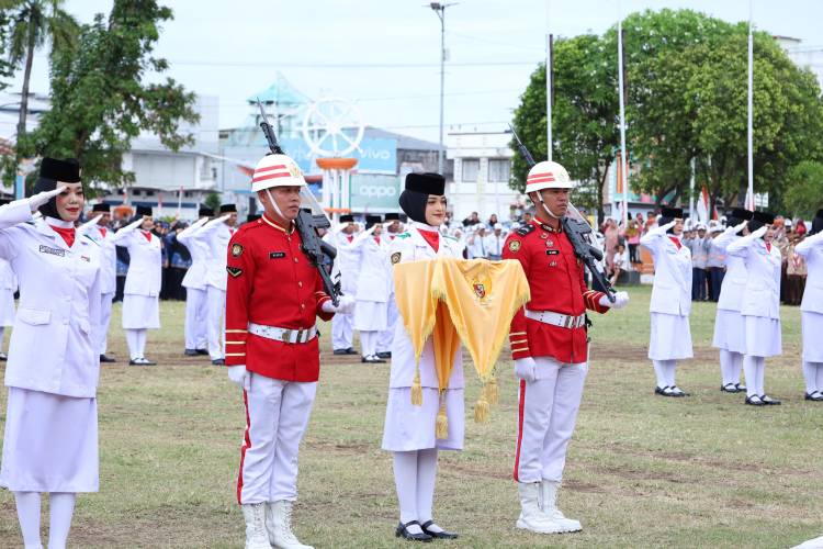 Upacara HUT RI ke 80, Paskibra Bulukumba Sukses Kibarkan Bendera Merah Putih