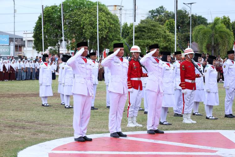 Upacara HUT RI ke 80, Paskibra Bulukumba Sukses Kibarkan Bendera Merah Putih