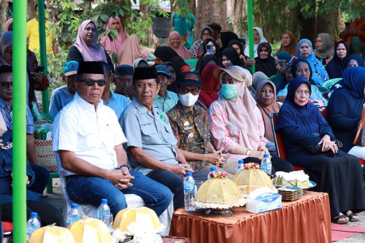 Komunitas Cinta Sedekah Bantu Rutilahu ke Ibu Becce
