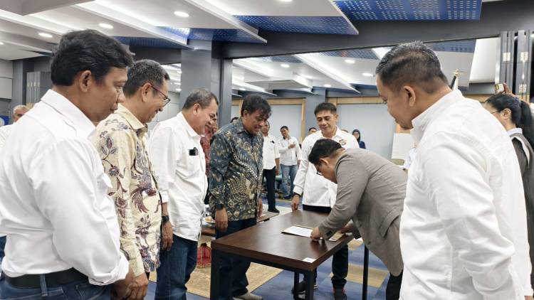 Dilantik Jadi Ketua ISKI Sulsel, Andi Edy Manaf Usung Misi Literasi dan Inklusi Komunikasi