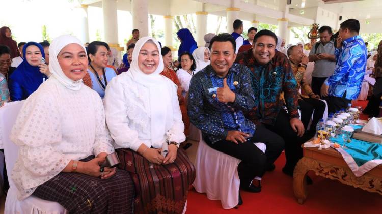 Herfida Muchtar Pimpin Defile PKK Bulukumba, Bawa Simbol Kesederhanaan dan Etos Kerja