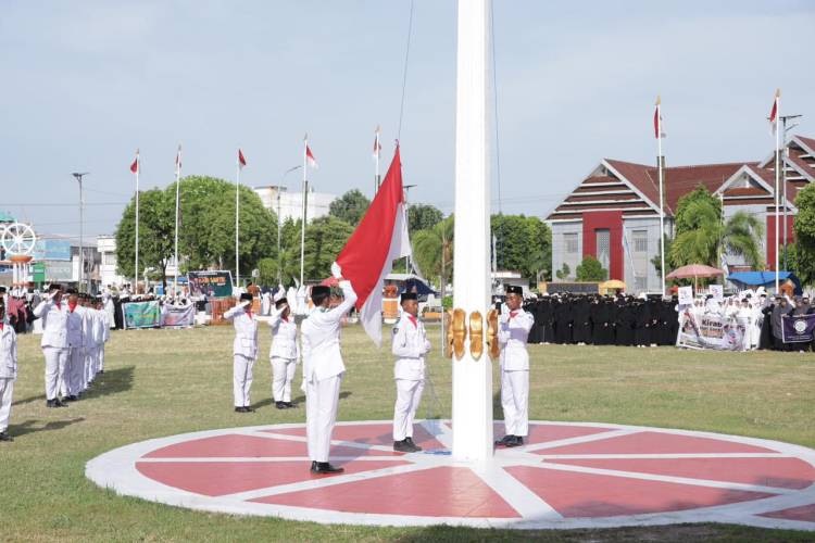 Wabup Edy Manaf Pimpin Upacara Hari Santri Nasional