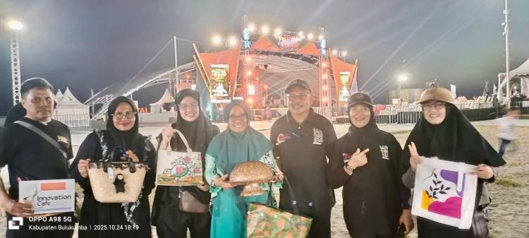 Peneliti Seni Budaya Maritim UPI dan ISBI Bandung Hadir dan Apresiasi Event Festival Pinisi
