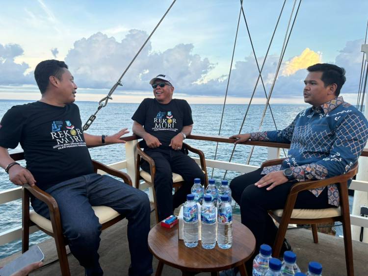 Sailing Pinisi 2025, Tandai Peluncuran Kapal Pinisi Kafe dan Resto