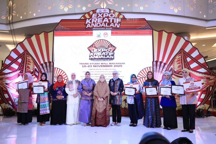 Bulukumba Raih Tiga Juara pada Expo Kreatif Andalan Dekranasda Sulsel 2025