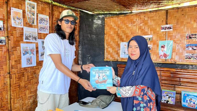 Buku “Petualangan Ara dan Ari” Warnai Festival Literasi Bulukumba