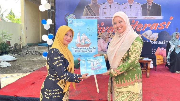 Buku “Petualangan Ara dan Ari” Warnai Festival Literasi Bulukumba