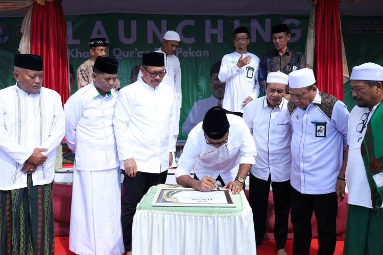 Bupati Andi Utta, Launching Khatmil Quran Per Pekan di Bontomacinna