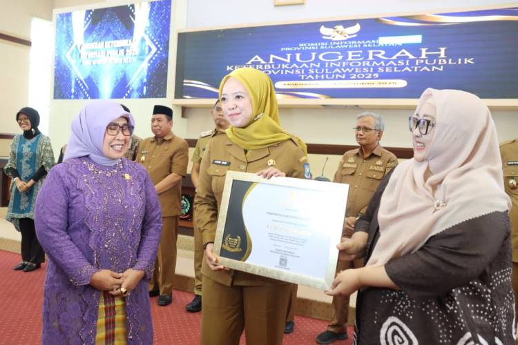 Pemkab Bulukumba Raih Anugerah Keterbukaan Informasi Publik