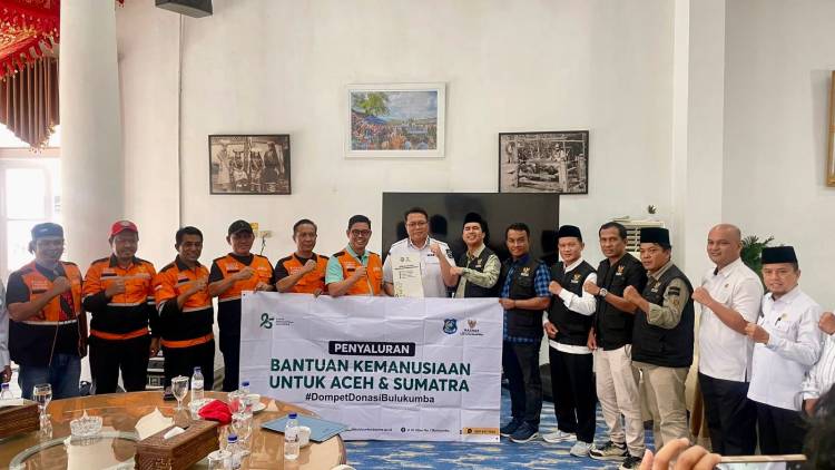 Wabup dan BAZNAS Bulukumba Serahkan Langsung Bantuan di Lokasi Bencana Sumatera