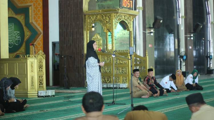Herfida Muchtar Buka Tahsinul Qira’ah Bulukumba Cinta Al-Qur’an di Masjid ICDT