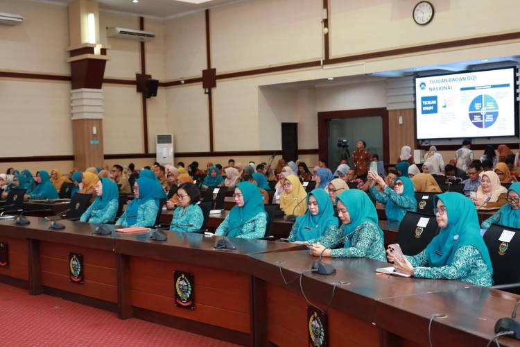 Ketua PKK Bulukumba Paparkan Praktik Baik Penyaluran MBG Sasaran 3B di Rakorda Bangga Kencana Sulsel