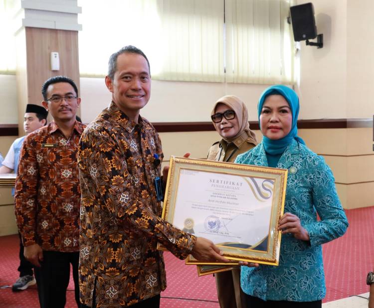 Bulukumba Terima Tiga Penghargaan pada Rakorda Bangga Kencana Sulsel 2026