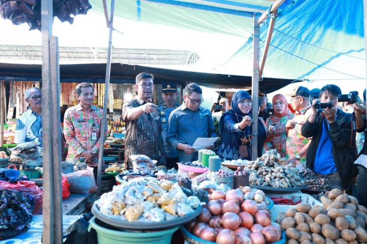 Jelang HBKN Idul Adha, Pemkab dan Forkopimda Pantau Harga Komoditas Pangan