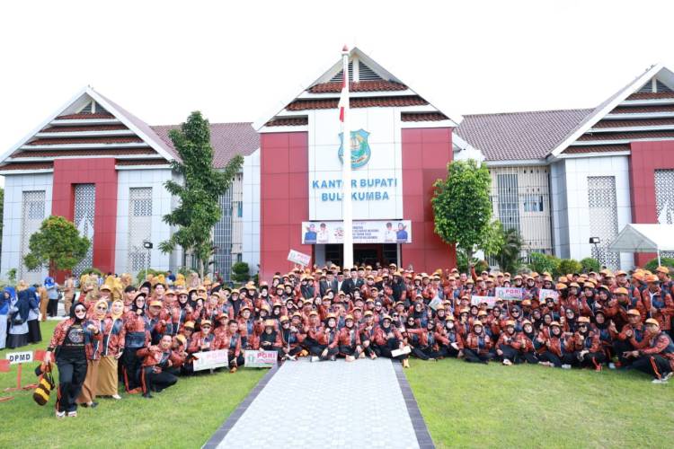 Bupati Andi Utta Lepas Kontingen Porsenijar, PGRI Bulukumba Targetkan Tiga Besar