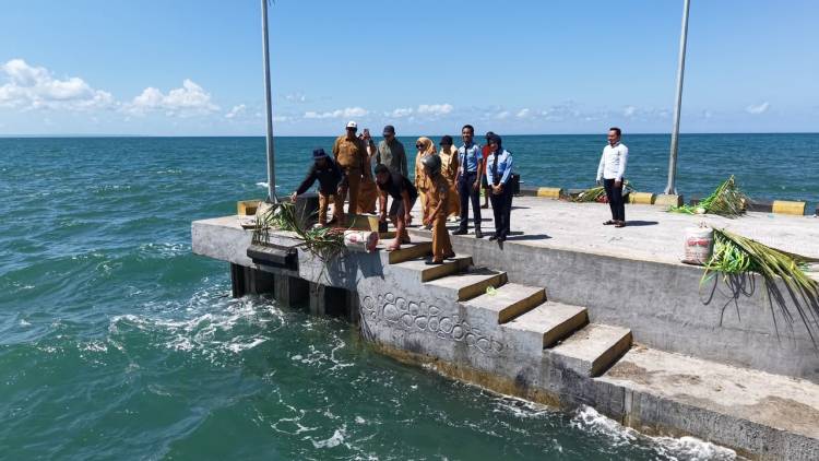Rumpon Dasar Mini Hadir di Kolam Labuh Bentenge, Perkuat Ekosistem Laut dan Edukasi Perikanan Berkelanjutan
