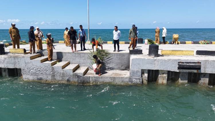 Rumpon Dasar Mini Hadir di Kolam Labuh Bentenge, Perkuat Ekosistem Laut dan Edukasi Perikanan Berkelanjutan