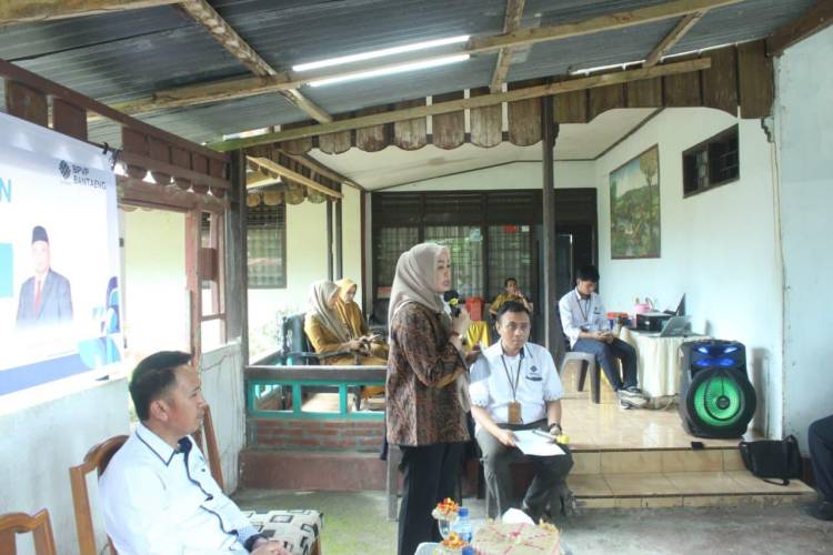 Kerjasama BPVP Bantaeng, Ketua Dekranasda Bulukumba Buka Pelatihan Peningkatan Produktivitas bagi Pelaku Industri Kecil