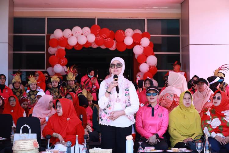 Meriahkan HUT RI, Dharma Wanita Gelar Lomba Senam Kreasi TP PKK Bulukumba