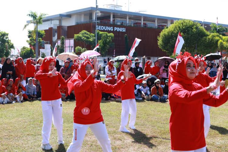 Meriahkan HUT RI, Dharma Wanita Gelar Lomba Senam Kreasi TP PKK Bulukumba
