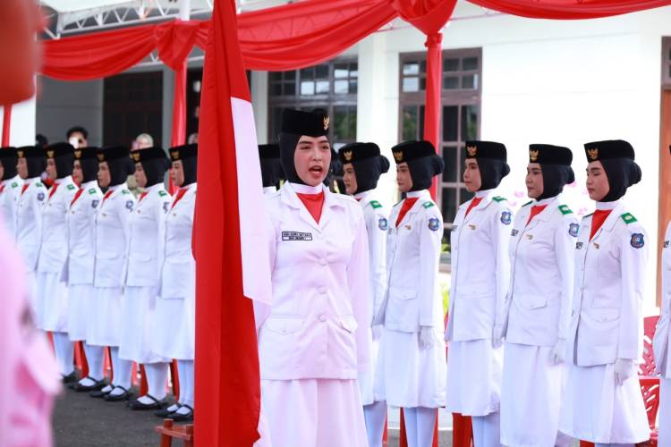 Bupati Andi Utta Kukuhkan 72 Anggota Paskibra Bulukumba