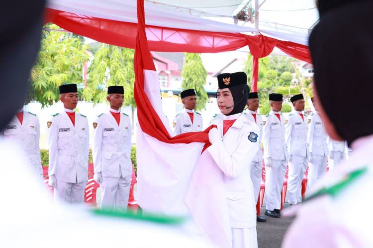 Bupati Andi Utta Kukuhkan 72 Anggota Paskibra Bulukumba