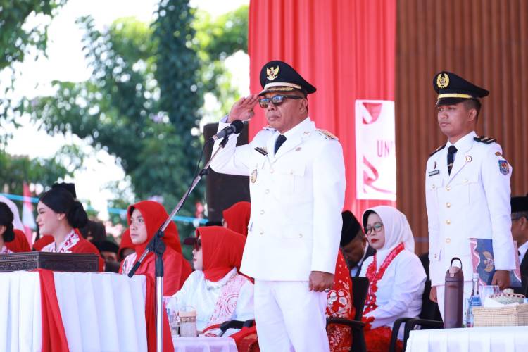 Sukses Kibarkan Sang Merah Putih, Paskibraka Bulukumba Dapat Aplaus dari Warga dan Peserta Upacara
