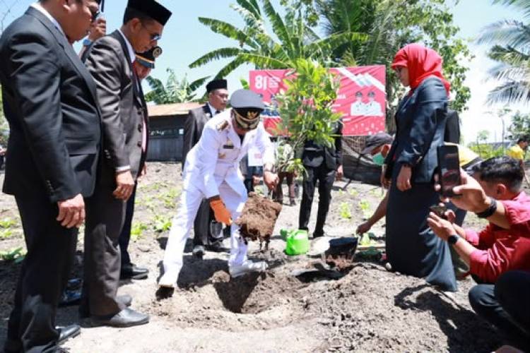 238 Warga Binaan Lapas Bulukumba Terima Remisi HUT RI, Andi Utta Kembali Tanam Pohon di Lapas