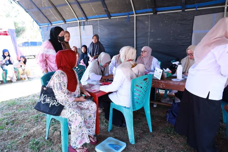 Hari Pertama Jambore Pelayanan, Warga Kindang Membludak Manfaatkan Layanan Publik