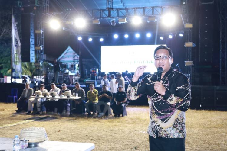Bersama Lima Legislator, Bupati Andi Utta Gelar Dialog di Malam Jambore Pelayanan Publik Bontotiro
