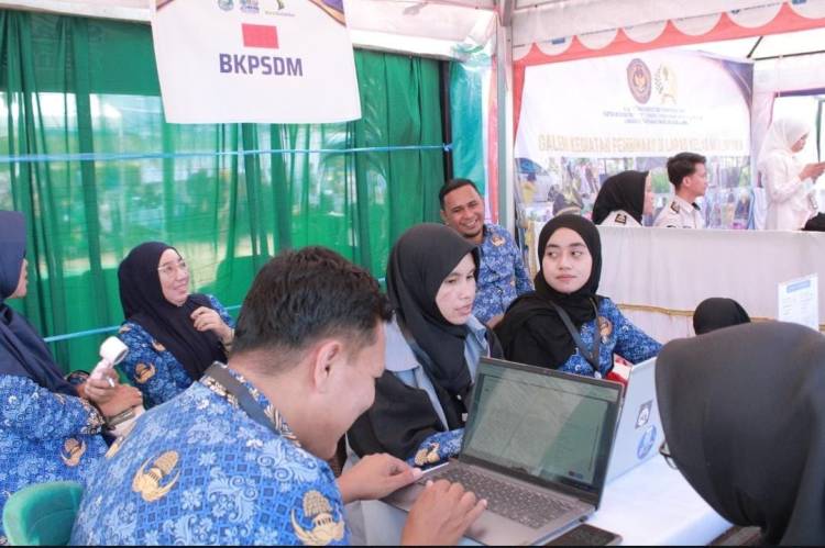 Tak Hanya Layani Masyarakat, Melalui BKPSDM, ASN Mendapat  Layanan Kepegawaian di Jambore Pelayanan Publik