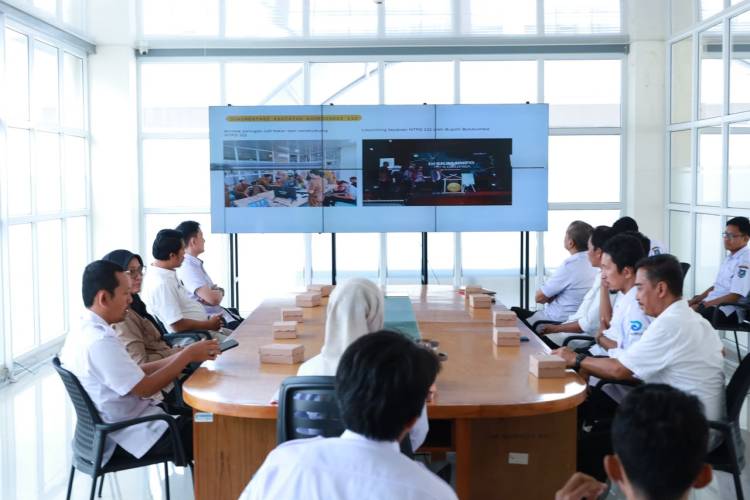 Kominfo Sinjai Belajar Pengelolaan Layanan NTPD 112 di Bulukumba